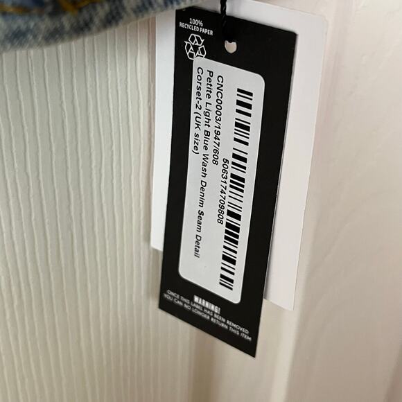 Pretty Little Thing Petite Light Blue Wash Denim Seam Detail Corset Top 00 - Picture 7 of 8